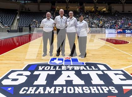 Thumbnail 2 in Boyd vs. Stockdale (UIL 3A Volleyball Division II Final) photogallery.