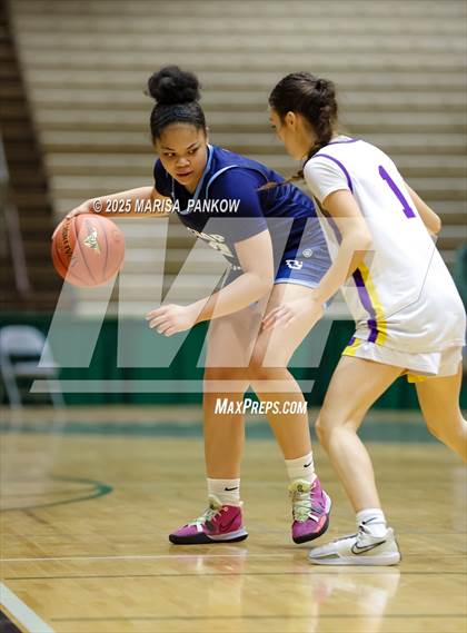 Thumbnail 1 in Bishop Grimes VS Voorheesville (NYSPHSAA State Regionals Class B) photogallery.
