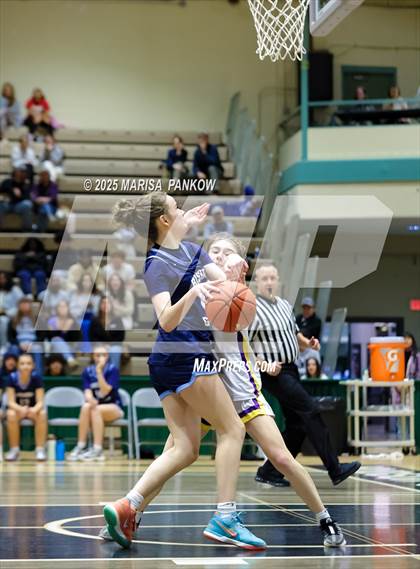 Thumbnail 3 in Bishop Grimes VS Voorheesville (NYSPHSAA State Regionals Class B) photogallery.