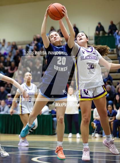 Thumbnail 2 in Bishop Grimes VS Voorheesville (NYSPHSAA State Regionals Class B) photogallery.