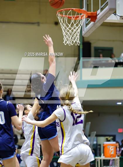 Thumbnail 2 in Bishop Grimes VS Voorheesville (NYSPHSAA State Regionals Class B) photogallery.