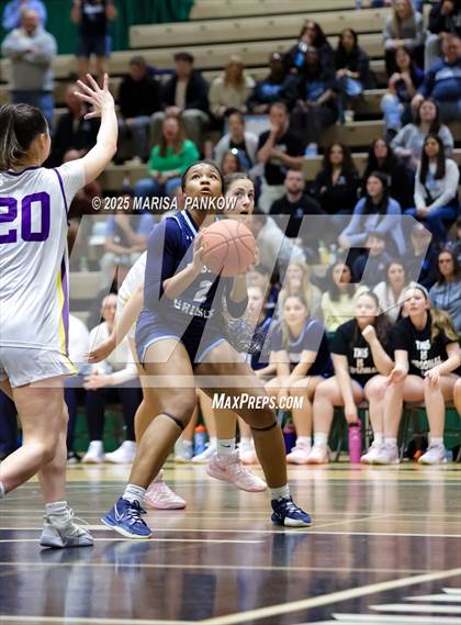 Thumbnail 3 in Bishop Grimes VS Voorheesville (NYSPHSAA State Regionals Class B) photogallery.