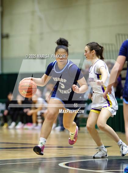 Thumbnail 3 in Bishop Grimes VS Voorheesville (NYSPHSAA State Regionals Class B) photogallery.