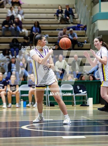 Thumbnail 1 in Bishop Grimes VS Voorheesville (NYSPHSAA State Regionals Class B) photogallery.