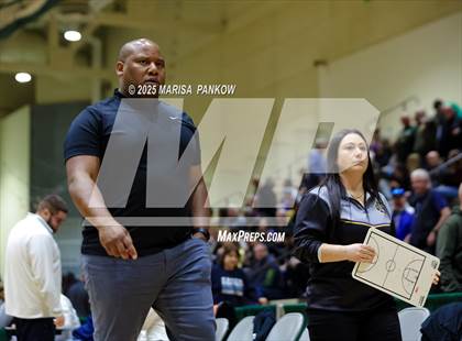 Thumbnail 2 in Bishop Grimes VS Voorheesville (NYSPHSAA State Regionals Class B) photogallery.