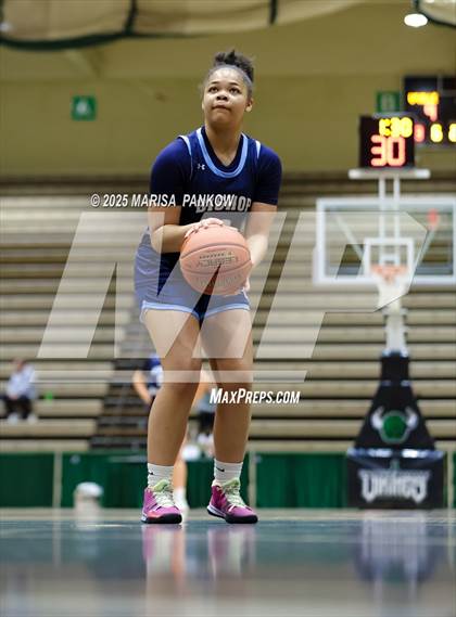 Thumbnail 3 in Bishop Grimes VS Voorheesville (NYSPHSAA State Regionals Class B) photogallery.