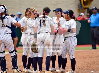 Thumbnail 2 in Kingwood vs. Forney (UIL Softball 6A Div 2 Final) photogallery.