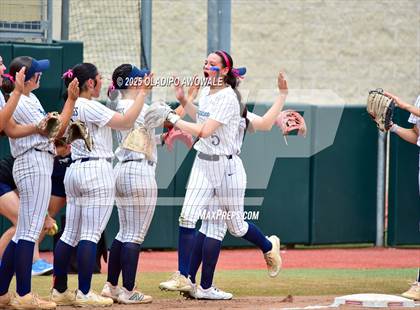 Thumbnail 1 in Kingwood vs. Forney (UIL Softball 6A Div 2 Final) photogallery.