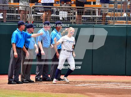 Thumbnail 2 in Kingwood vs. Forney (UIL Softball 6A Div 2 Final) photogallery.