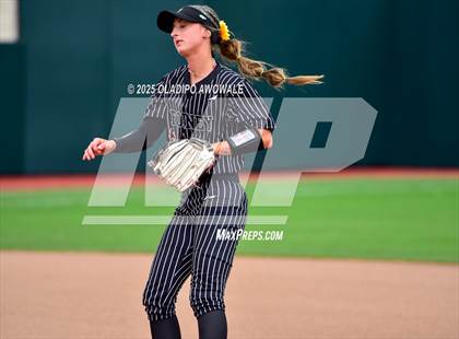 Thumbnail 3 in Kingwood vs. Forney (UIL Softball 6A Div 2 Final) photogallery.