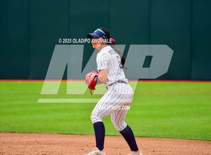 Thumbnail 3 in Kingwood vs. Forney (UIL Softball 6A Div 2 Final) photogallery.