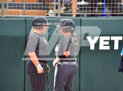 Thumbnail 1 in Kingwood vs. Forney (UIL Softball 6A Div 2 Final) photogallery.
