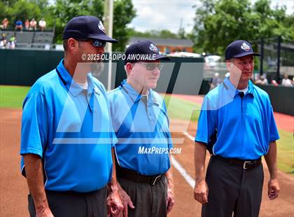 Thumbnail 1 in Kingwood vs. Forney (UIL Softball 6A Div 2 Final) photogallery.