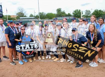 Thumbnail 3 in Kingwood vs. Forney (UIL Softball 6A Div 2 Final) photogallery.