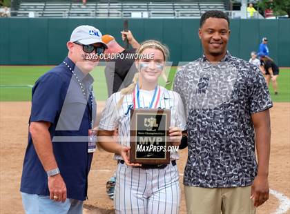 Thumbnail 1 in Kingwood vs. Forney (UIL Softball 6A Div 2 Final) photogallery.