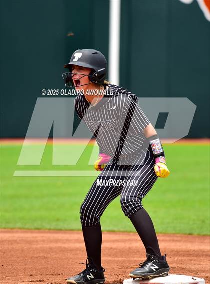 Thumbnail 1 in Kingwood vs. Forney (UIL Softball 6A Div 2 Final) photogallery.