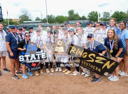 Thumbnail 2 in Kingwood vs. Forney (UIL Softball 6A Div 2 Final) photogallery.