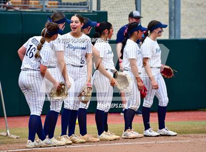 Thumbnail 2 in Kingwood vs. Forney (UIL Softball 6A Div 2 Final) photogallery.