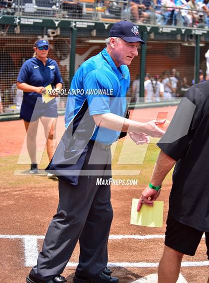Thumbnail 3 in Kingwood vs. Forney (UIL Softball 6A Div 2 Final) photogallery.