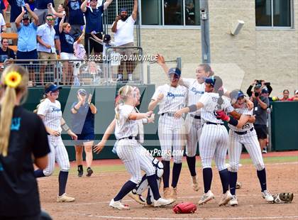 Thumbnail 3 in Kingwood vs. Forney (UIL Softball 6A Div 2 Final) photogallery.