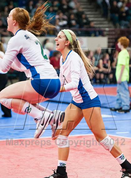 Thumbnail 3 in Doherty vs. Grandview (CHSAA 5A Final) photogallery.