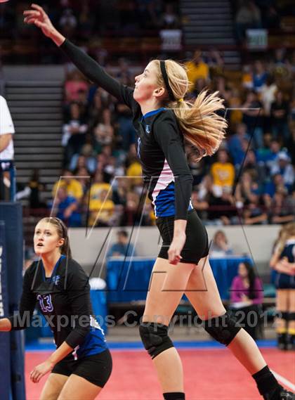Thumbnail 2 in Doherty vs. Grandview (CHSAA 5A Final) photogallery.