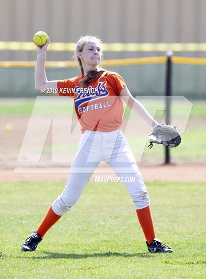 Thumbnail 3 in Goldwater vs. Thunderbird (Cool Nights Tournament) photogallery.