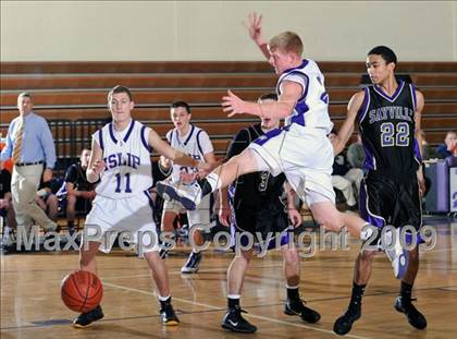 Thumbnail 1 in Sayville @ Islip photogallery.