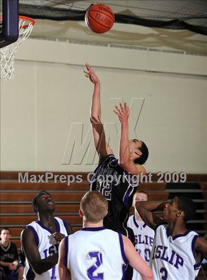 Thumbnail 1 in Sayville @ Islip photogallery.