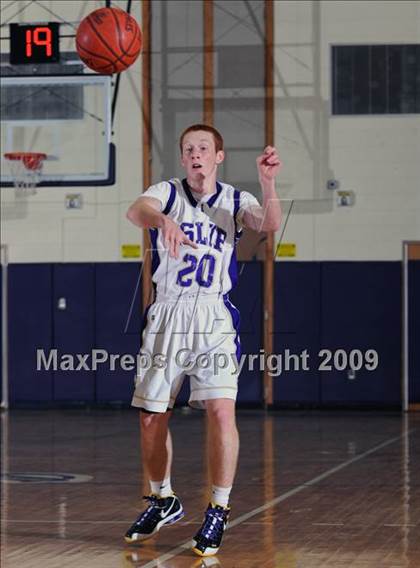 Thumbnail 3 in Sayville @ Islip photogallery.