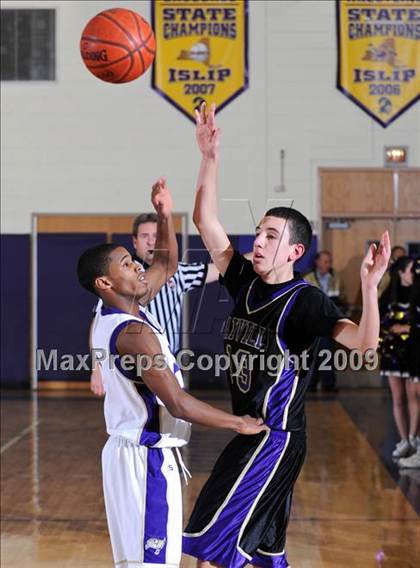 Thumbnail 2 in Sayville @ Islip photogallery.