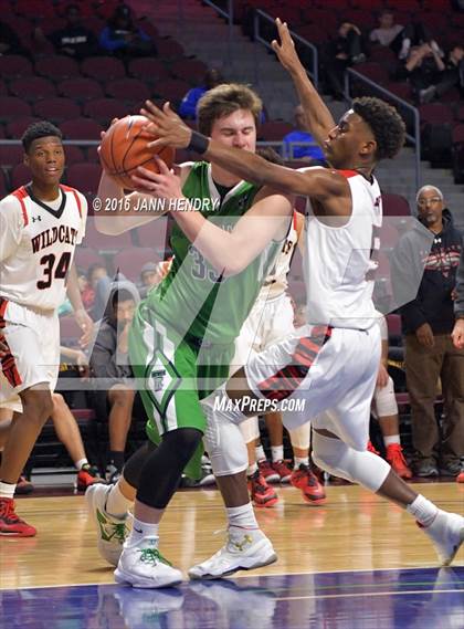 Thumbnail 1 in Las Vegas vs. ThunderRidge (Tarkanian Classic) photogallery.