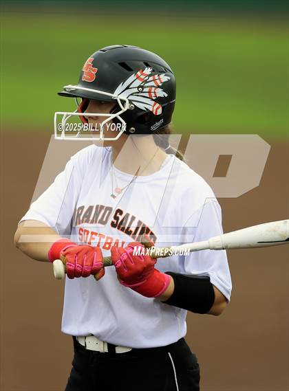 Thumbnail 3 in Grand Saline vs Wills Point photogallery.