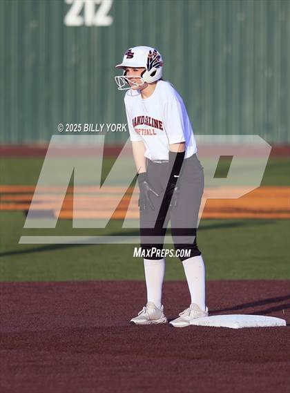 Thumbnail 1 in Grand Saline vs Wills Point photogallery.