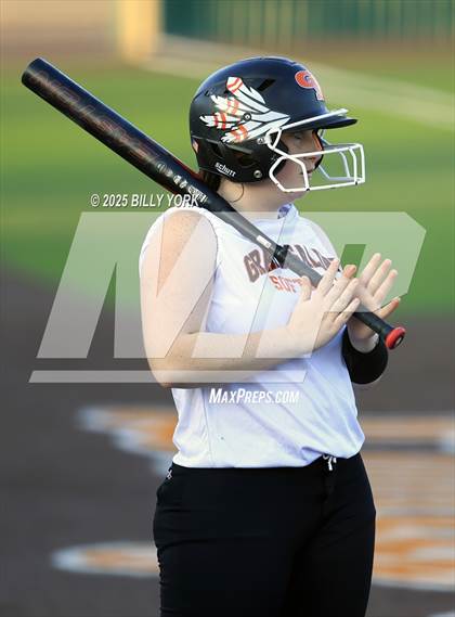 Thumbnail 2 in Grand Saline vs Wills Point photogallery.