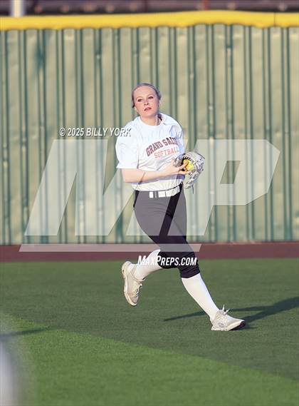 Thumbnail 1 in Grand Saline vs Wills Point photogallery.