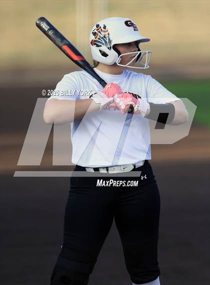 Thumbnail 2 in Grand Saline vs Wills Point photogallery.