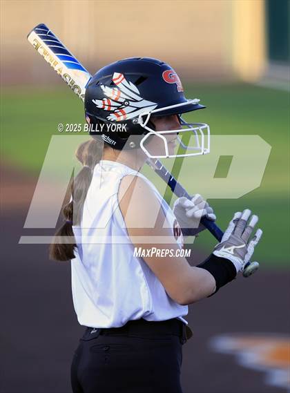 Thumbnail 2 in Grand Saline vs Wills Point photogallery.
