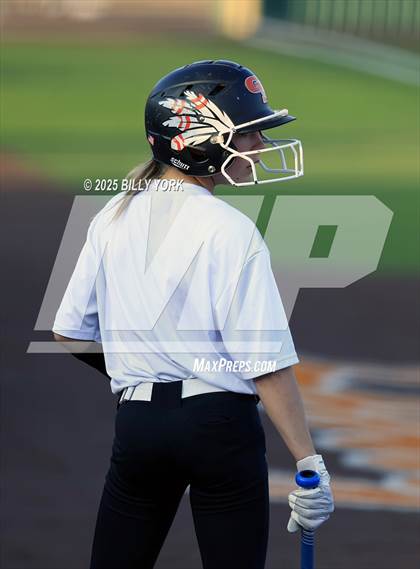 Thumbnail 1 in Grand Saline vs Wills Point photogallery.