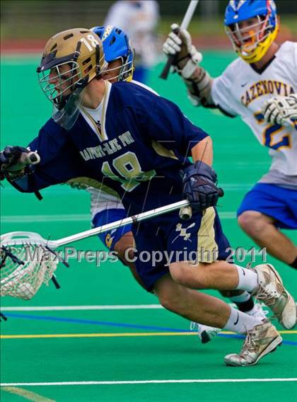 Thumbnail 3 in Bayport-Blue Point vs. Cazenovia (NYSPHSAA Class C Final) photogallery.