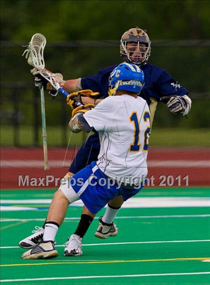 Thumbnail 3 in Bayport-Blue Point vs. Cazenovia (NYSPHSAA Class C Final) photogallery.