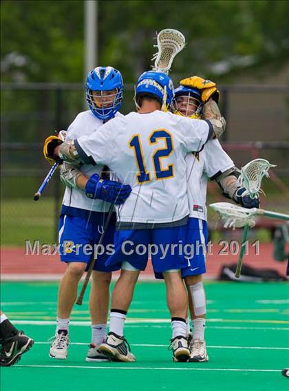 Thumbnail 2 in Bayport-Blue Point vs. Cazenovia (NYSPHSAA Class C Final) photogallery.