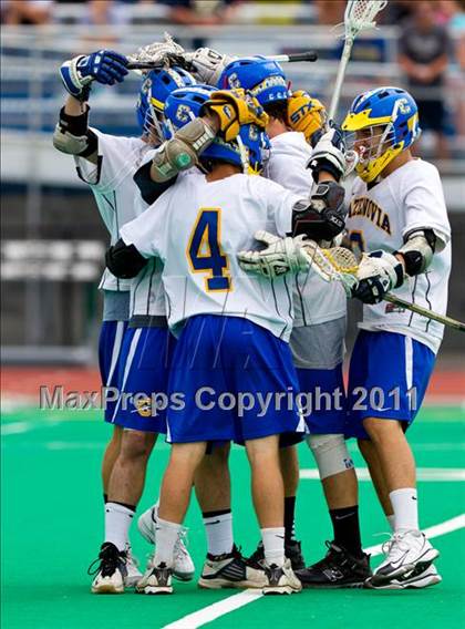Thumbnail 1 in Bayport-Blue Point vs. Cazenovia (NYSPHSAA Class C Final) photogallery.