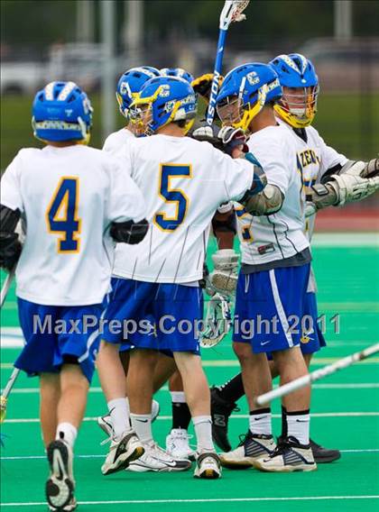 Thumbnail 3 in Bayport-Blue Point vs. Cazenovia (NYSPHSAA Class C Final) photogallery.