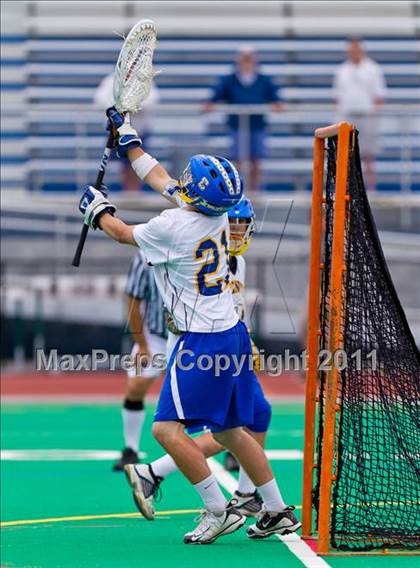 Thumbnail 2 in Bayport-Blue Point vs. Cazenovia (NYSPHSAA Class C Final) photogallery.