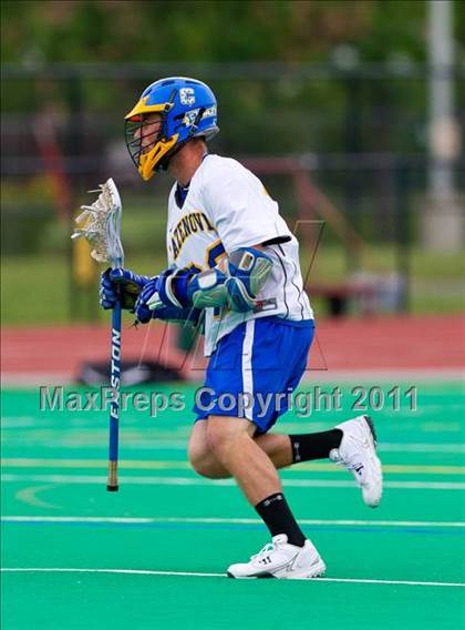 Thumbnail 2 in Bayport-Blue Point vs. Cazenovia (NYSPHSAA Class C Final) photogallery.