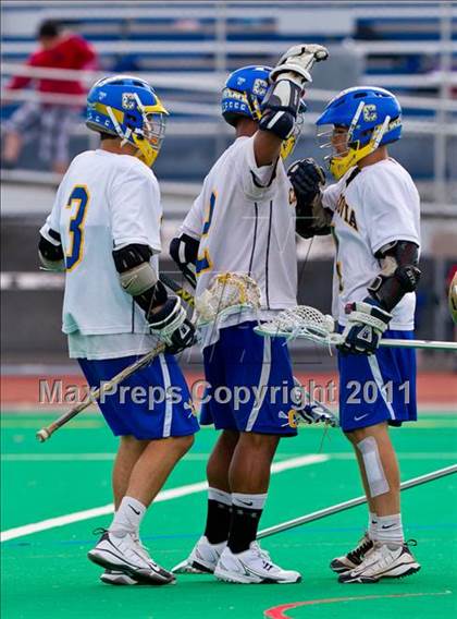 Thumbnail 2 in Bayport-Blue Point vs. Cazenovia (NYSPHSAA Class C Final) photogallery.