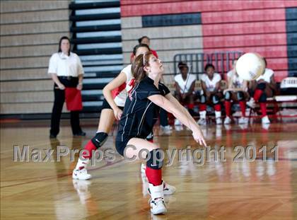 Thumbnail 1 in Ennis @ Terrell photogallery.
