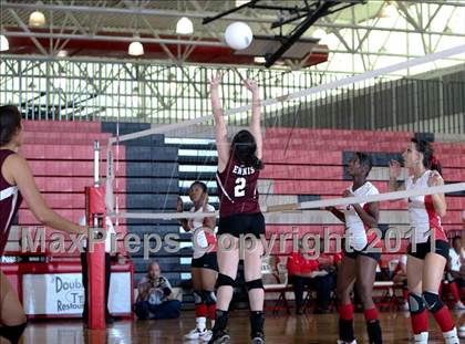 Thumbnail 3 in Ennis @ Terrell photogallery.