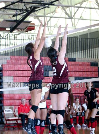 Thumbnail 1 in Ennis @ Terrell photogallery.